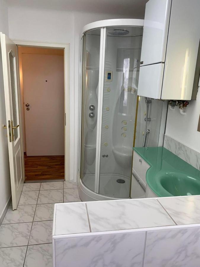 Montel Park - Linz Danube River Apartment Exterior photo